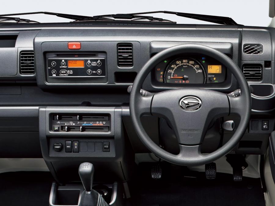  Daihatsu Hijet Truck 2014 года  (фото 3 из 8)